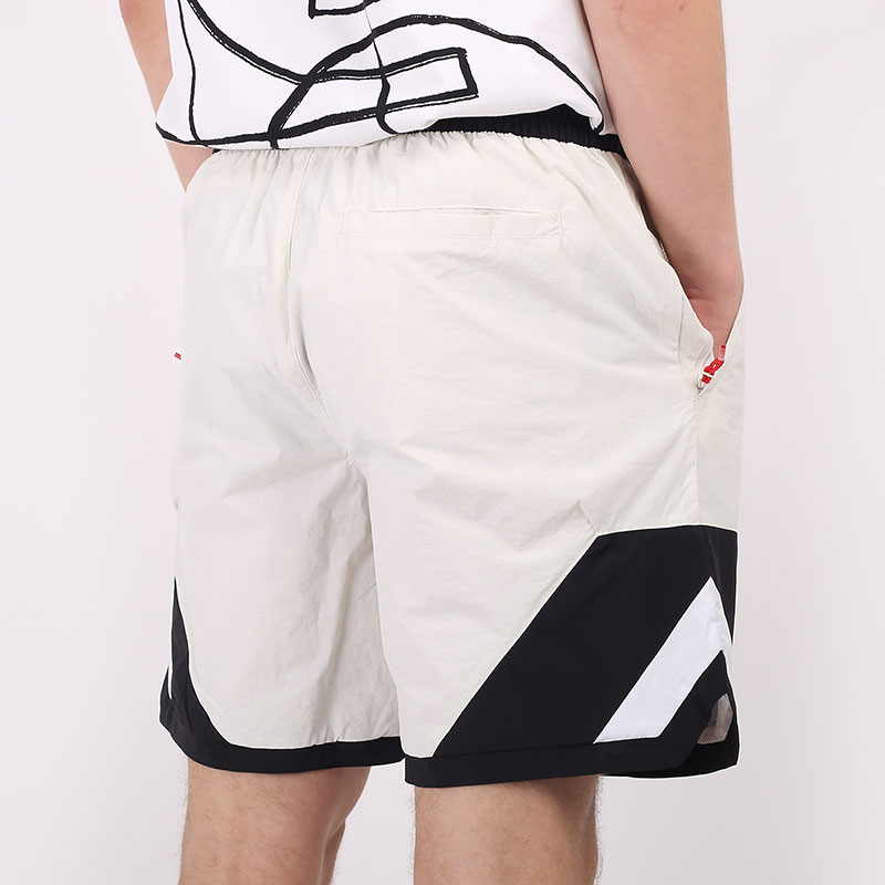 мужские бежевые шорты  PUMA Parquet Shorts 59993402 - цена, описание, фото 5